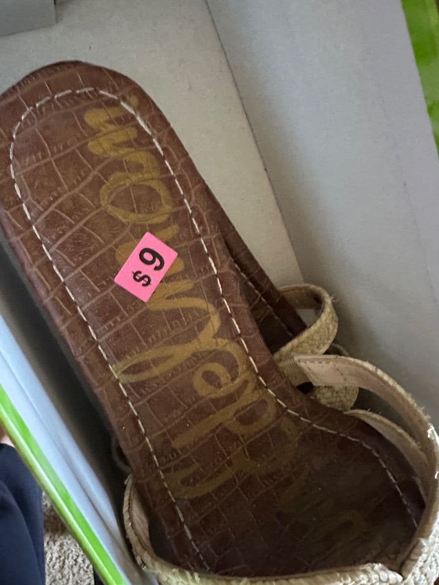 Summer place estate sale photo 11