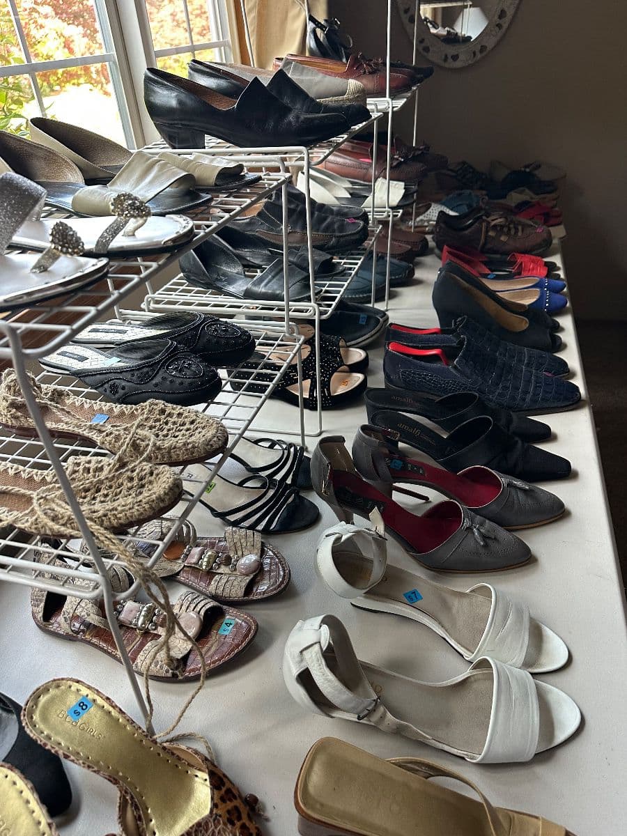 Summer place estate sale photo 10