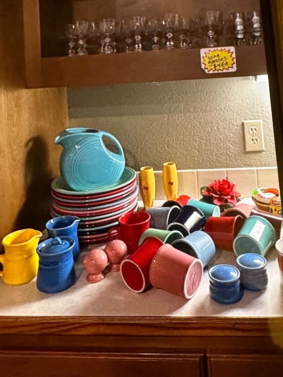 Summer place estate sale photo 1