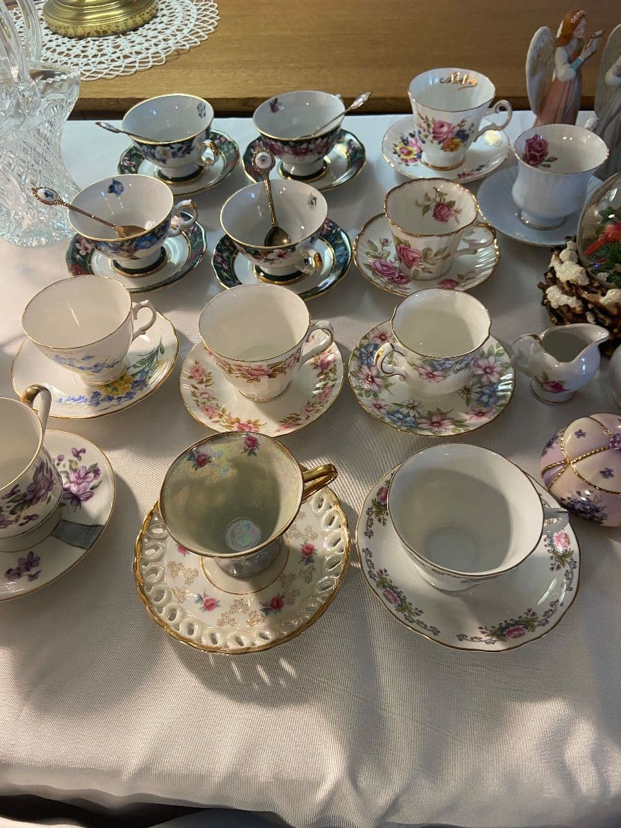 Multi-Family Estate Sale photo 9
