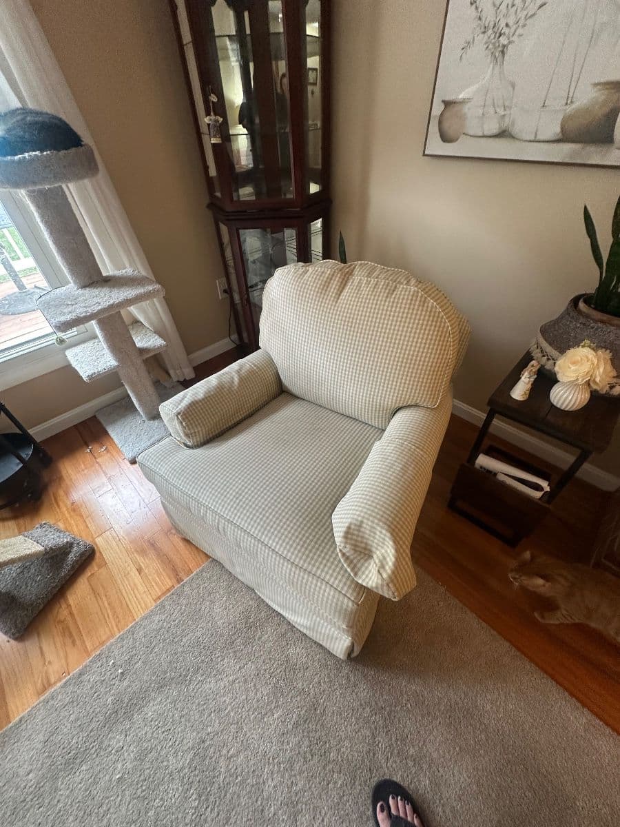 Estate sale photo 10