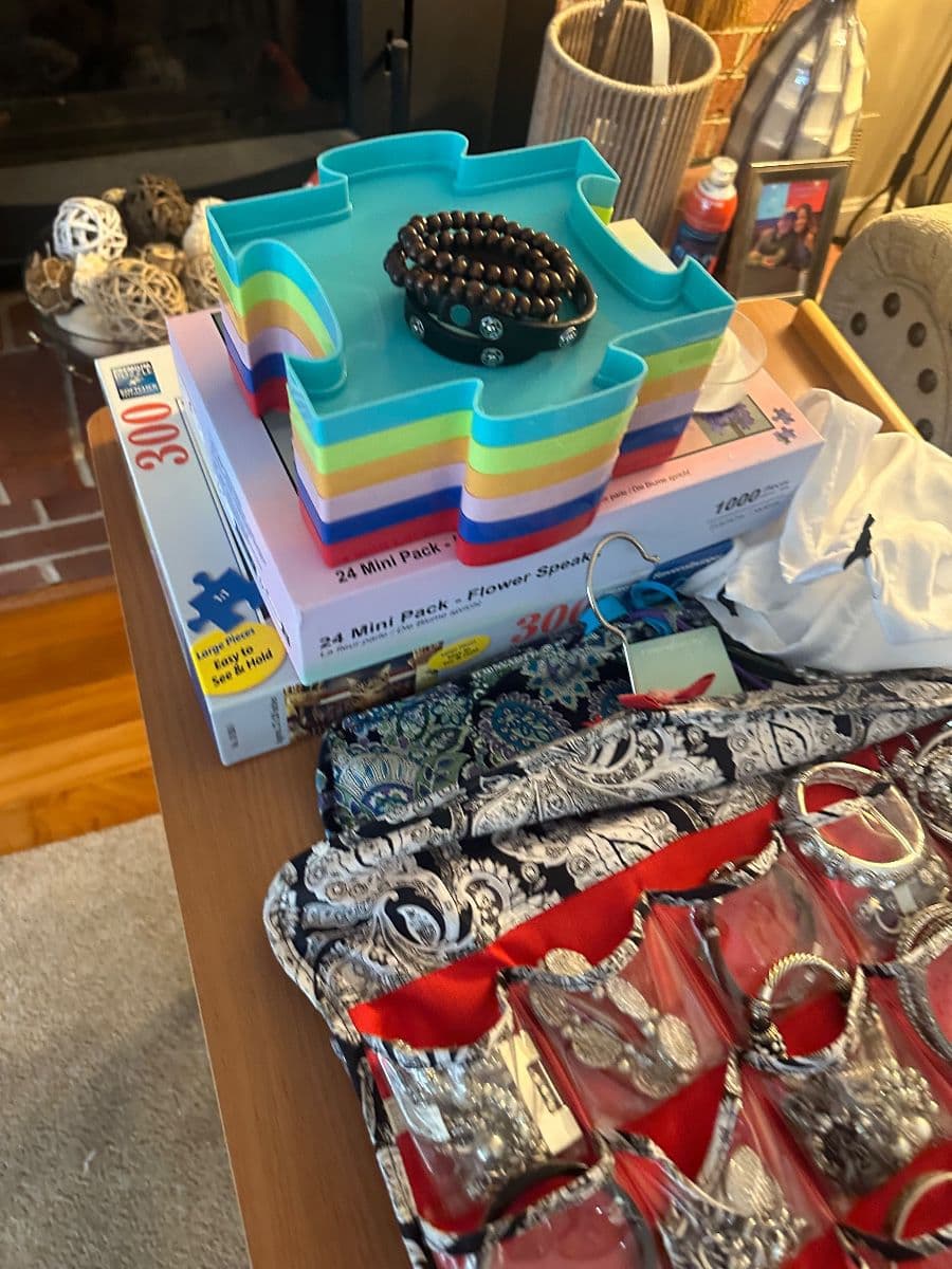Estate sale photo 5