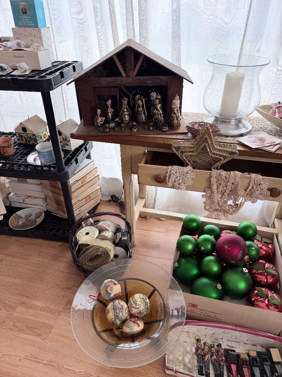 Macomb Sale Full of Surprises photo 10