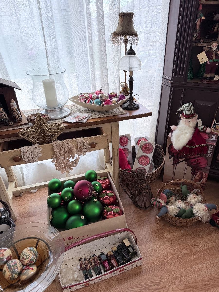 Macomb Sale Full of Surprises photo 9