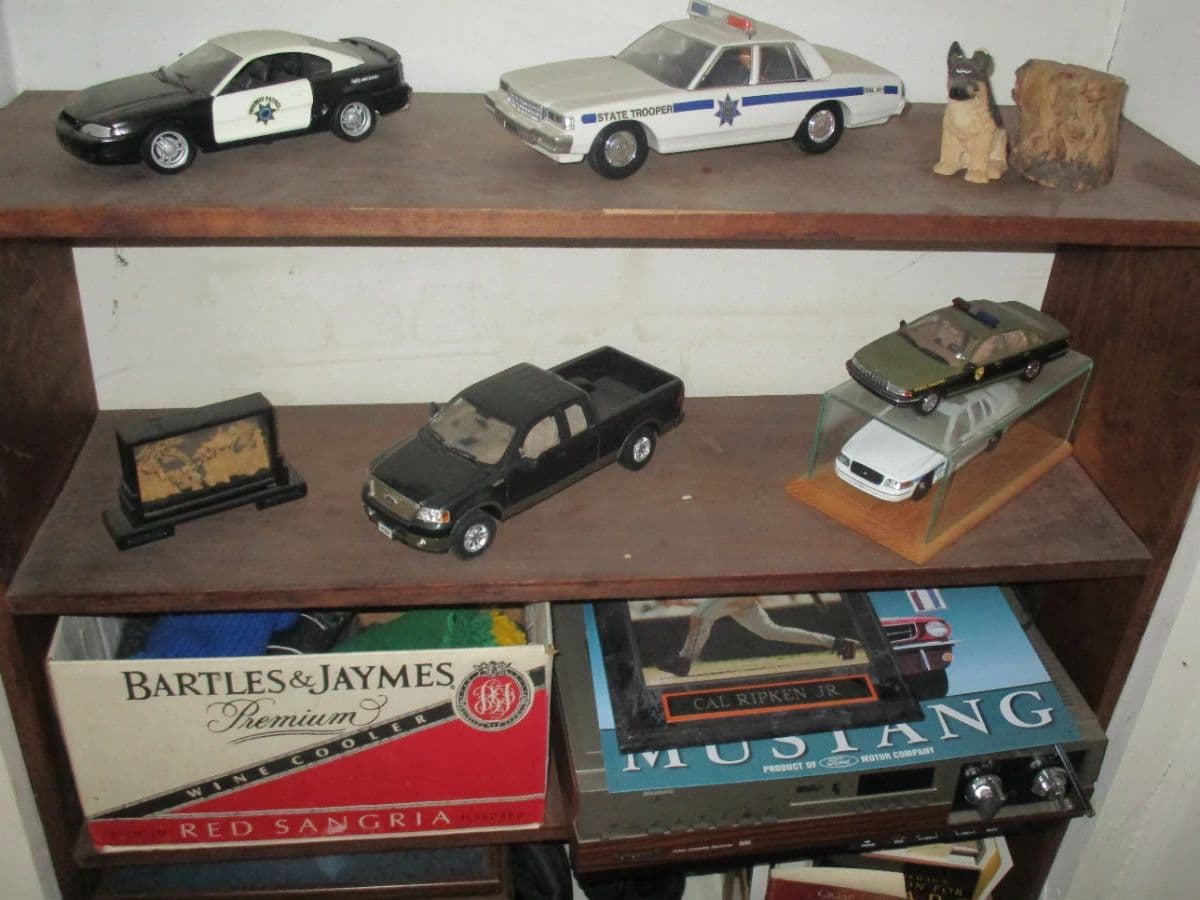 A very LARGE Interesting ELKHART sale photo 5