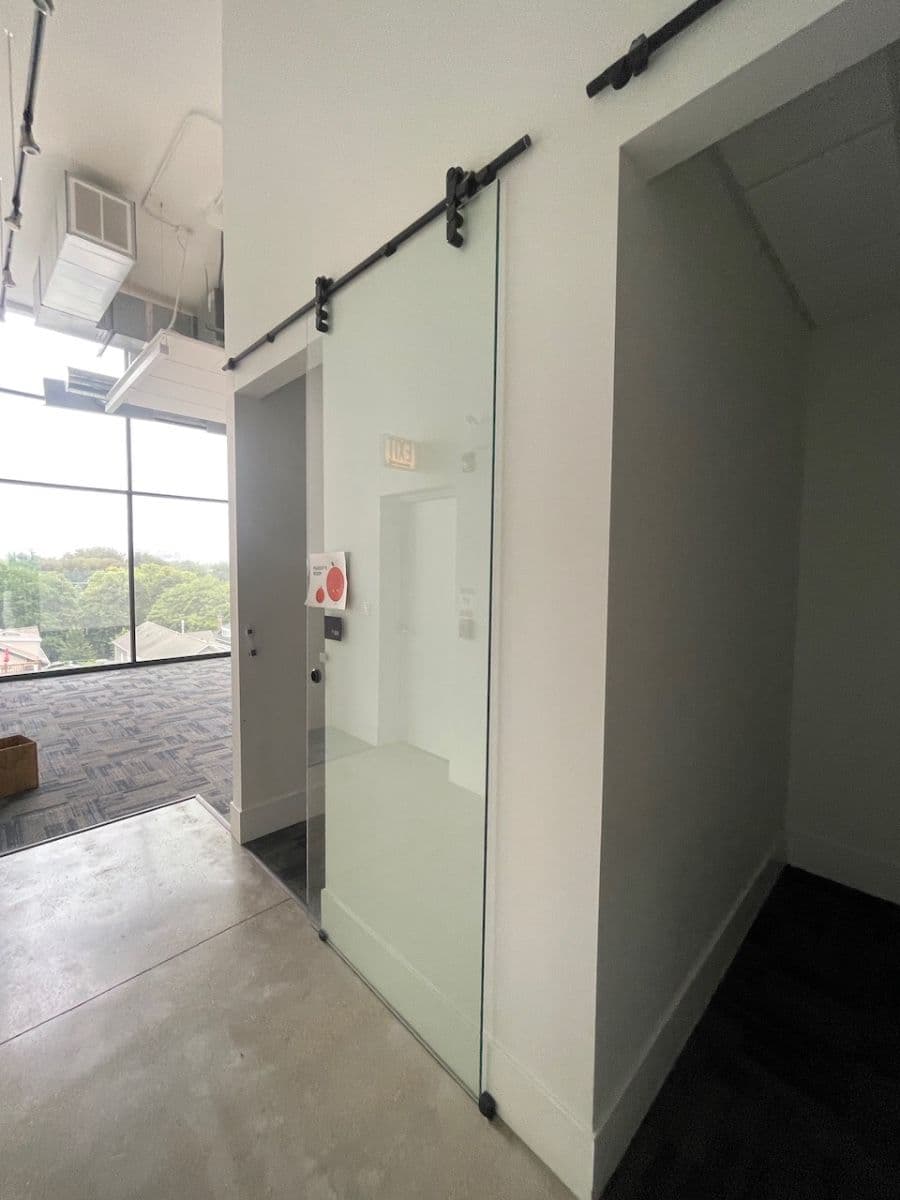 Chicago Ravenswood Renovation Sale photo 3