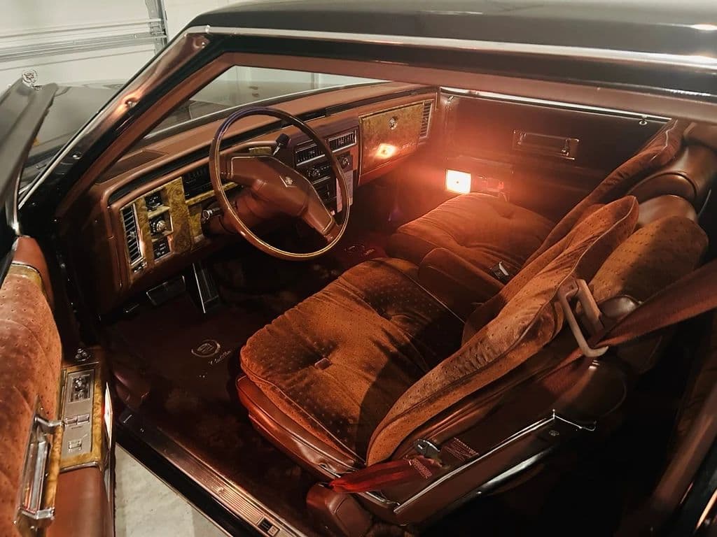 Lake Nona Estate Sale! Vintage Cars, Trucks, High-End Furniture, Halloween & Christmas Treasures photo 8