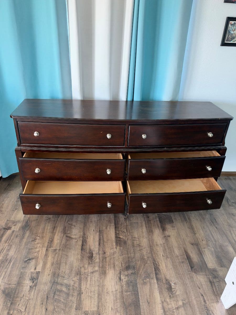 Spring Valley, Mia photo 6
