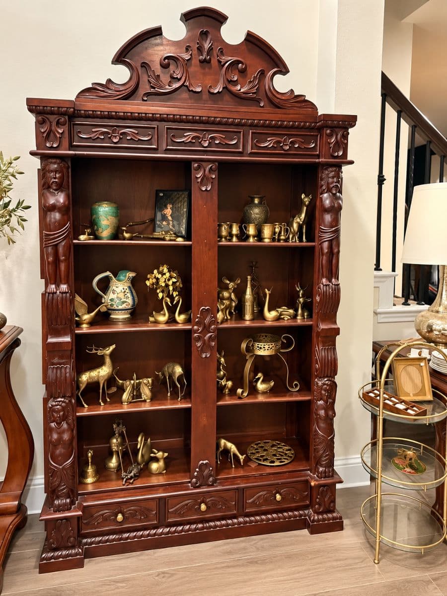 Photos added daily! Glamorous Vintage + Unusual curiosities photo 1