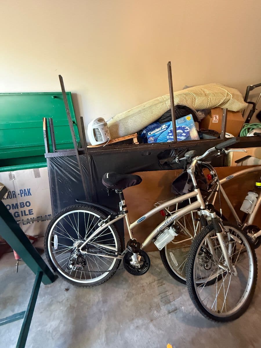 The Rusty Trunk LLC opens to "Floatin' & Findin" Estate Sale photo 3
