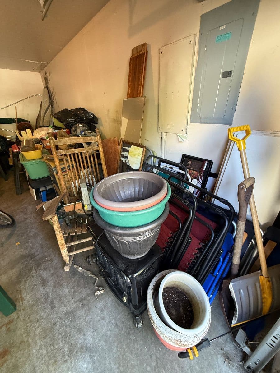 The Rusty Trunk LLC opens to "Floatin' & Findin" Estate Sale photo 2