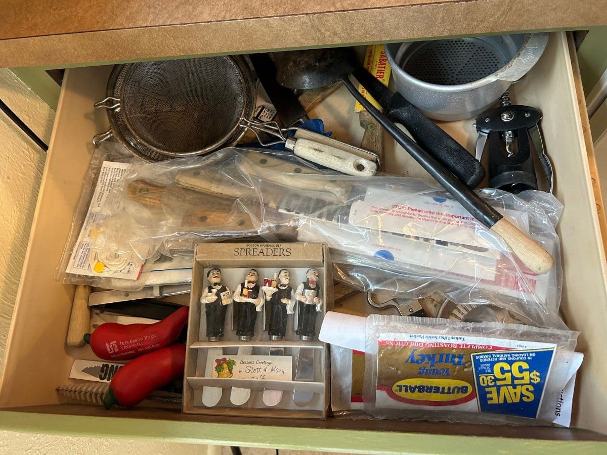 For the record lover, toothpick holder collector, lover of vintage and plethora of other items! photo 9