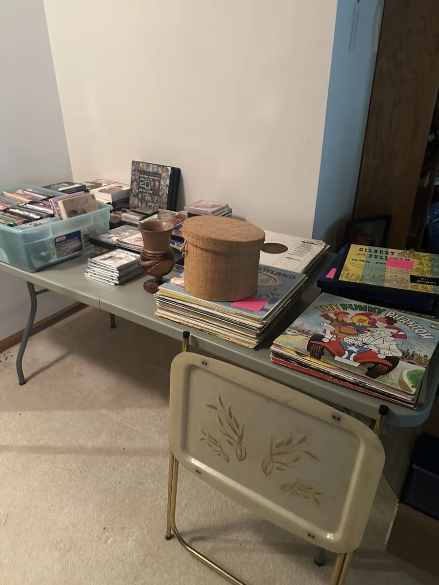 Lakeville Family Estate sale photo 3