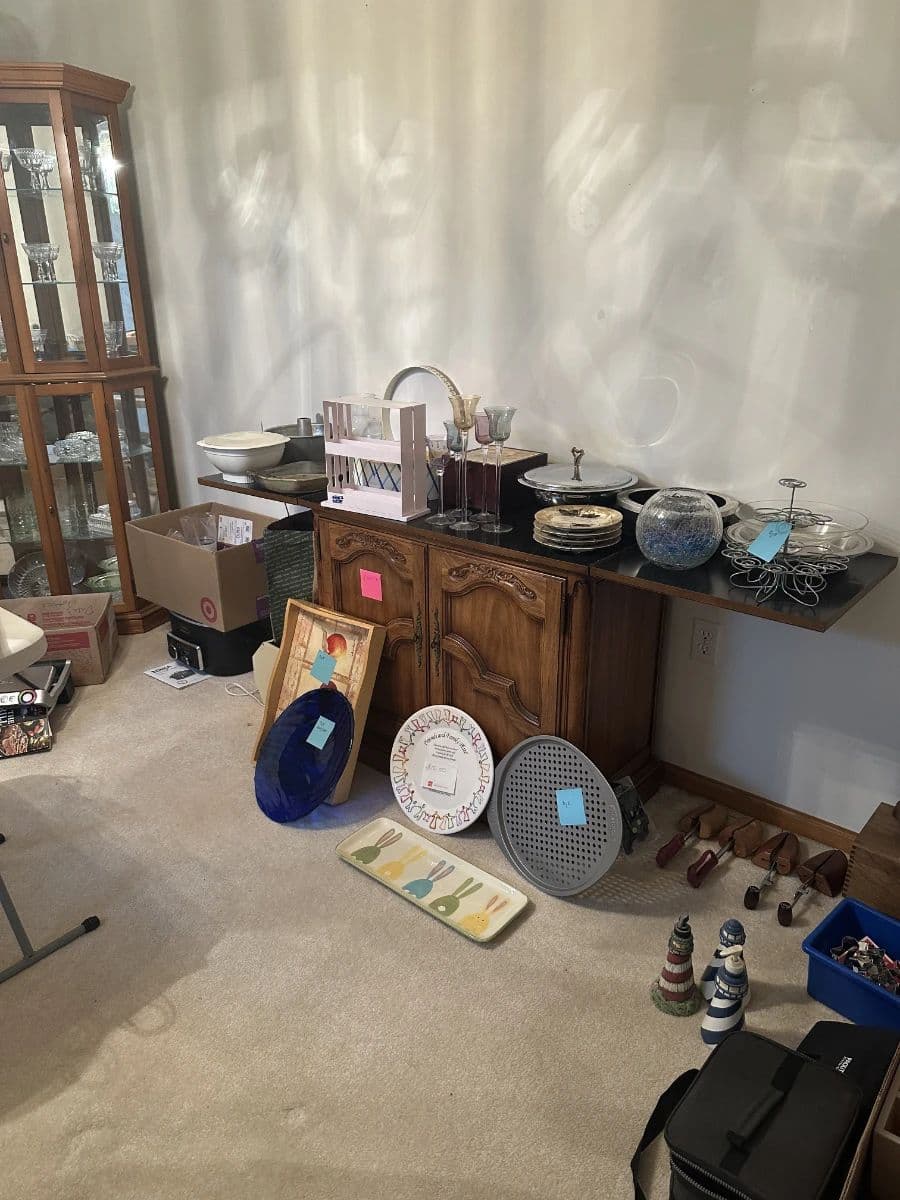 Lakeville Family Estate sale photo 9
