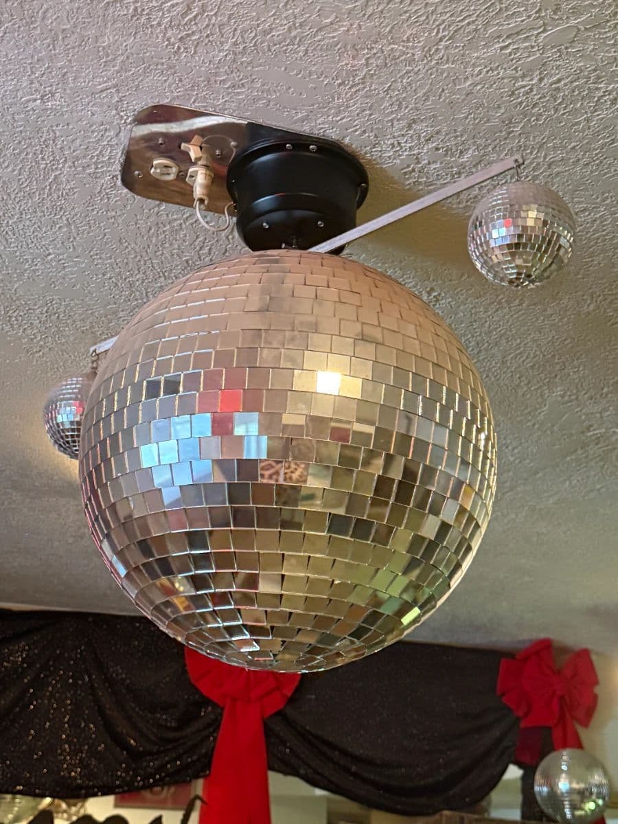 Cowboys and Ballroom - Argay Estate Sale photo 6