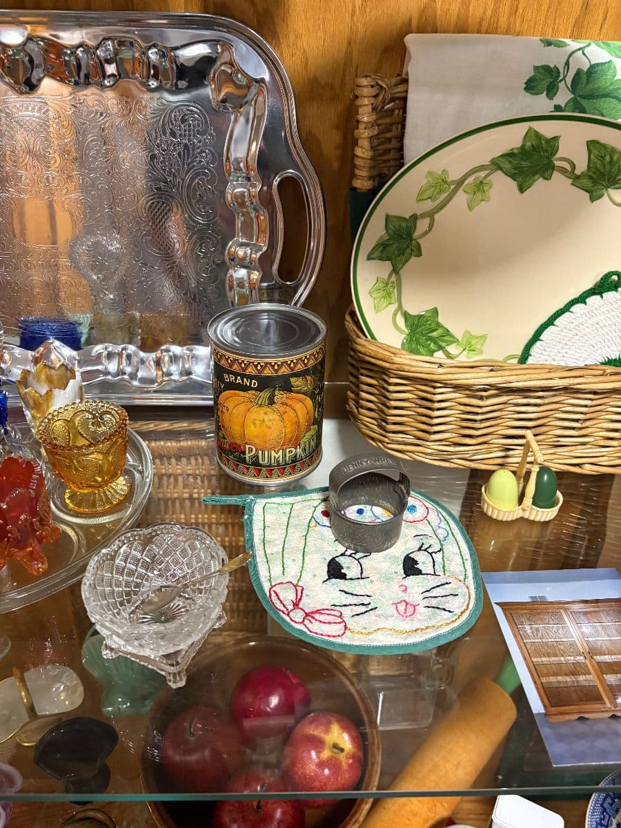 packed Sale full of collectibles photo 11