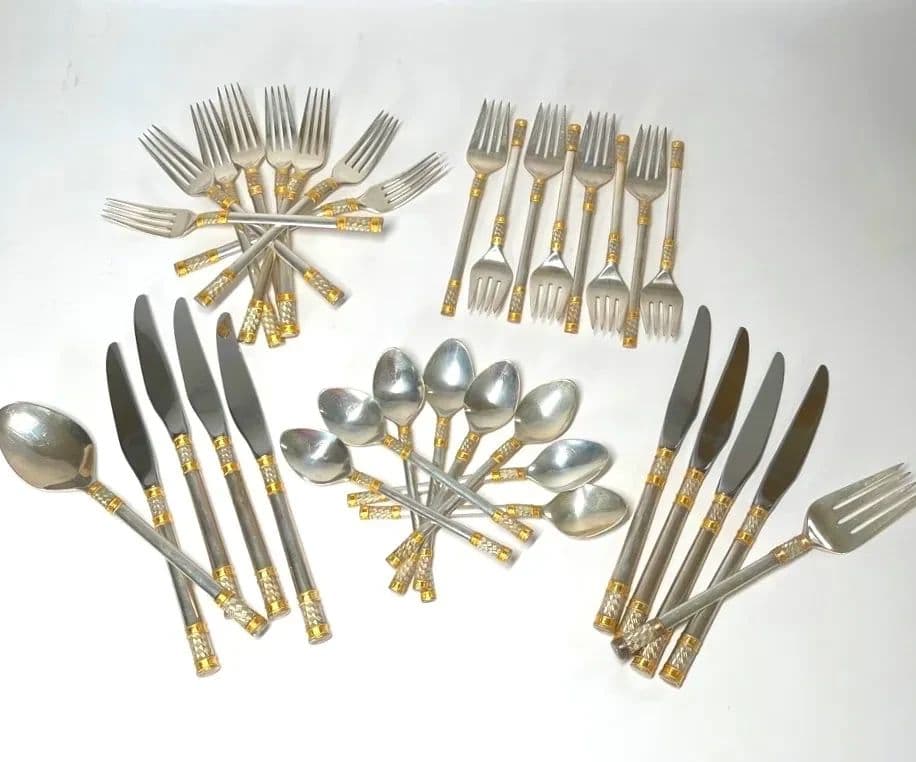 CTBIDS Fashion, Art & Fine Furnishings in Mt. Adams Online Auction - Ends 9/23! photo 4