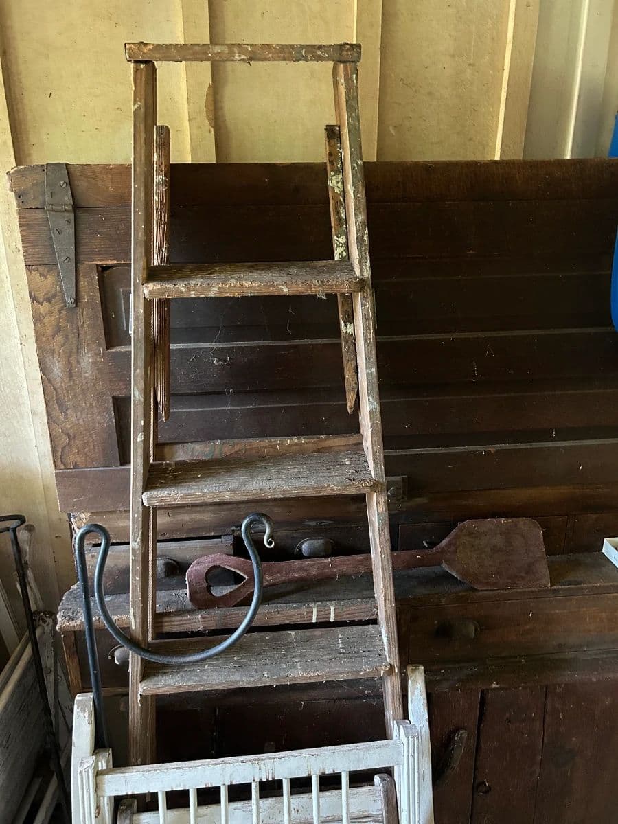 Primitives & Antiques Estate Sale! photo 11