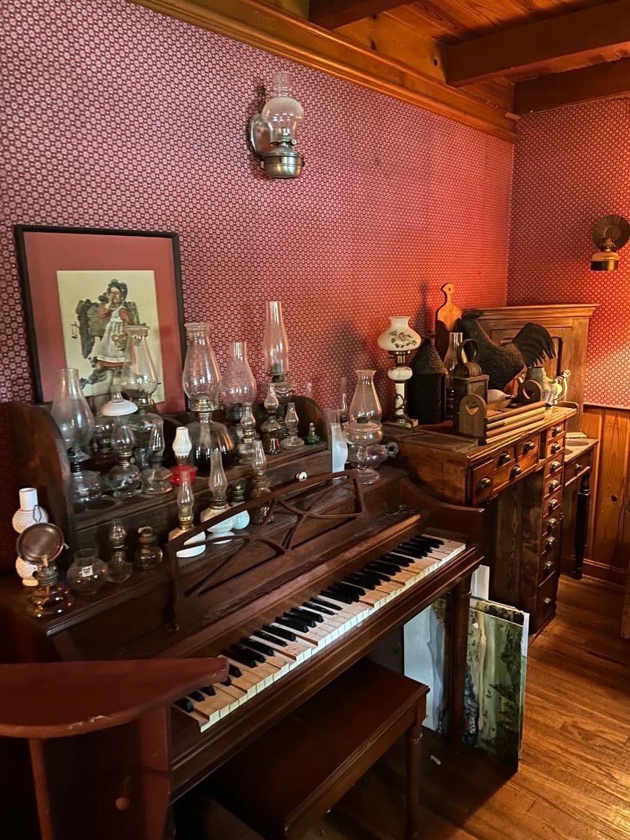 Primitives & Antiques Estate Sale! photo 1