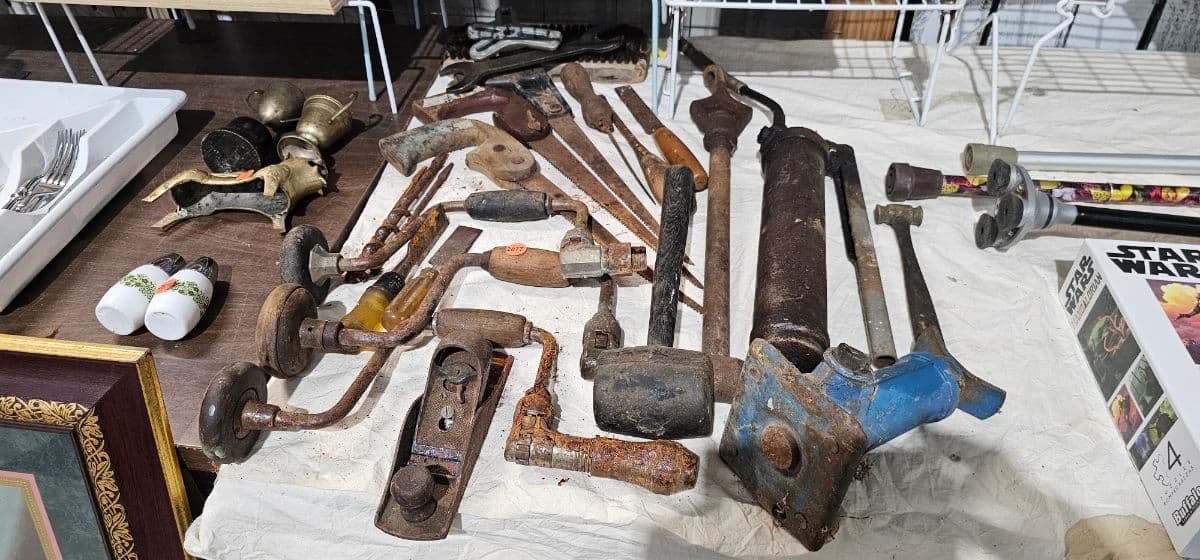 Guns, Camper, Coins, Collectibles, Knvies, Furniture, Toys, Tools, Records, Jewelry, Etc photo 10