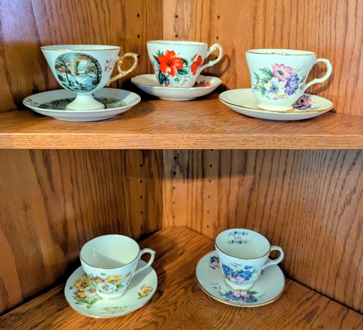 Shelbyville ~ Estate Sale of Larry & Martha Perry photo 11