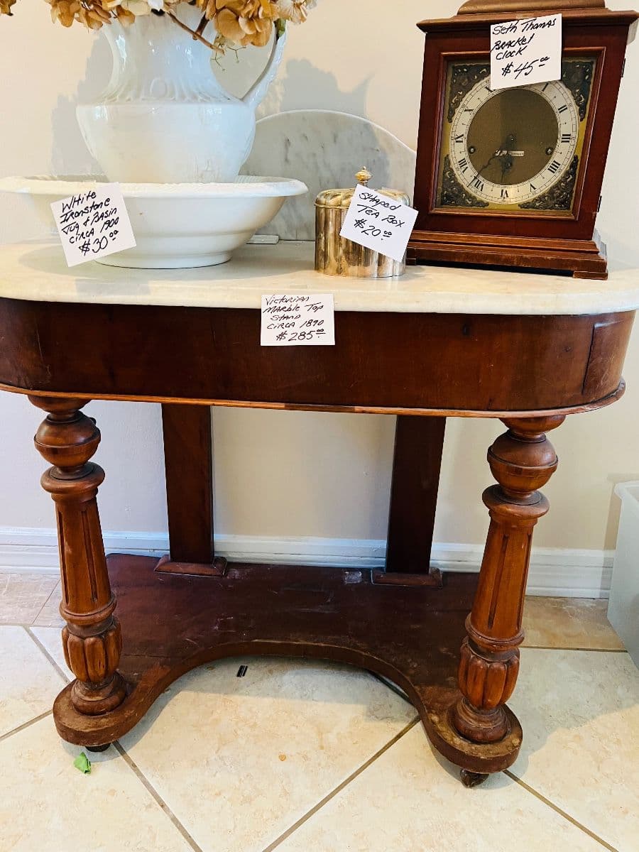 Crewilla Drive Estate sale photo 6