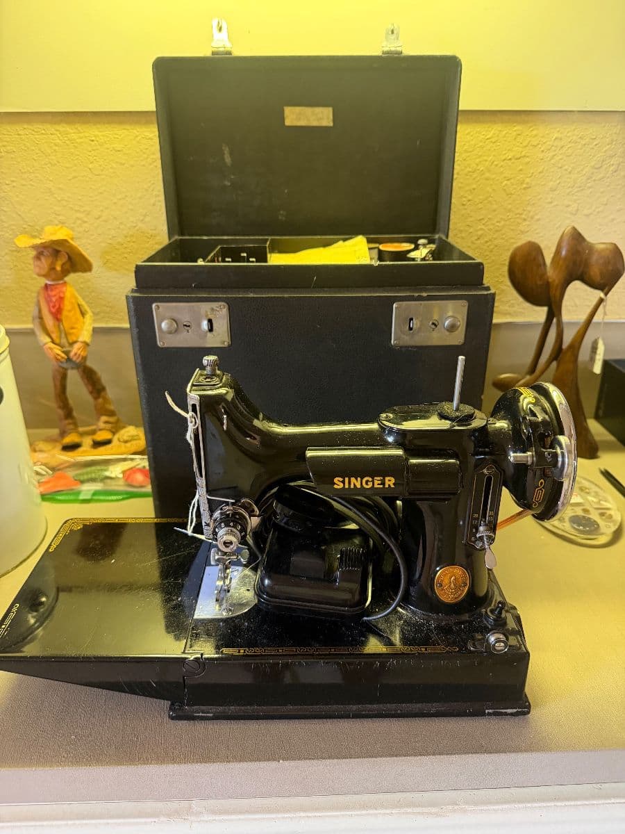 Lamar  Coat’s estate sales photo 7