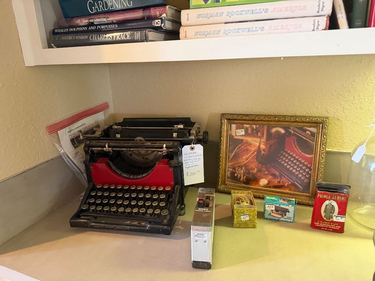 Lamar  Coat’s estate sales photo 9