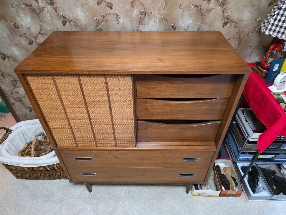 Premier Home, Fabulous Mid-Century Items and Much More!! photo 11