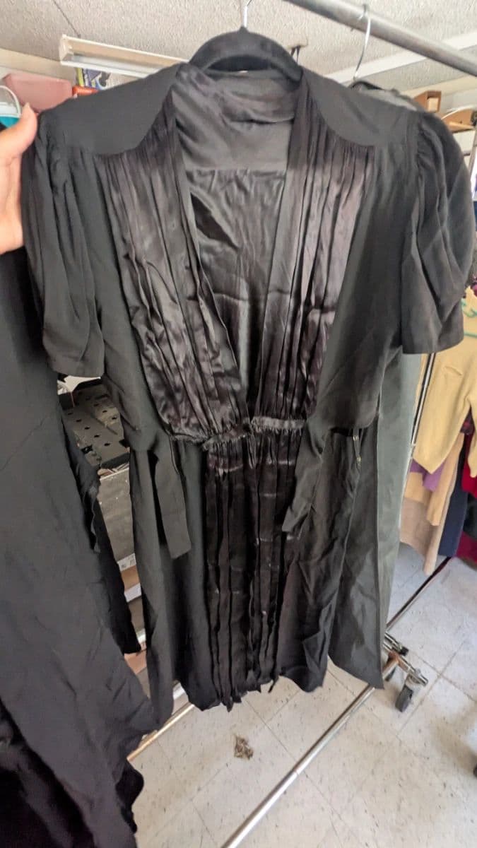 Multi-Generation Vintage Clothing Sale photo 9