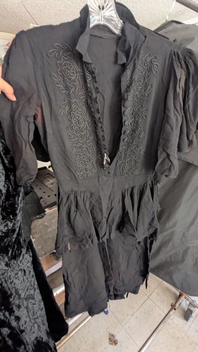 Multi-Generation Vintage Clothing Sale photo 10