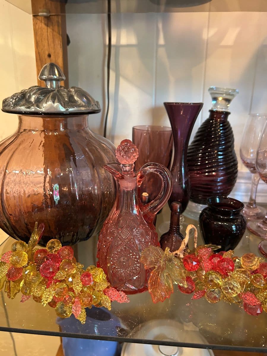 NICE PECULIAR ESTATE SALE photo 9