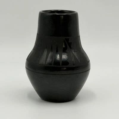 Global Treasures Auction – Tribal Art, Pottery, Folk Art, Jewelry, Military Medals, Vintage Toys ... photo 5