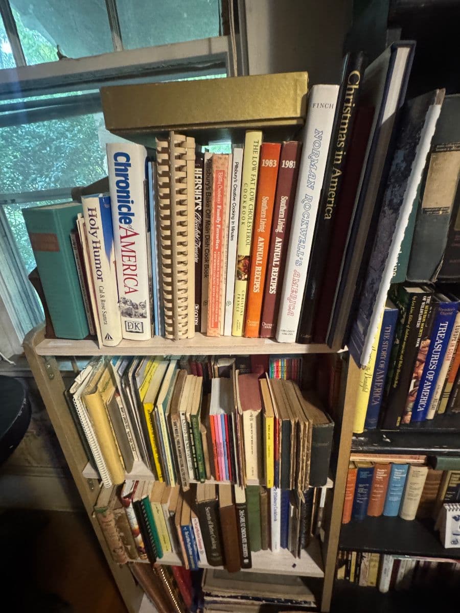 A “Timeless” Capsule of Collections in Plaza Midwood, 9/27 50% OFF Sunday Sale! photo 9