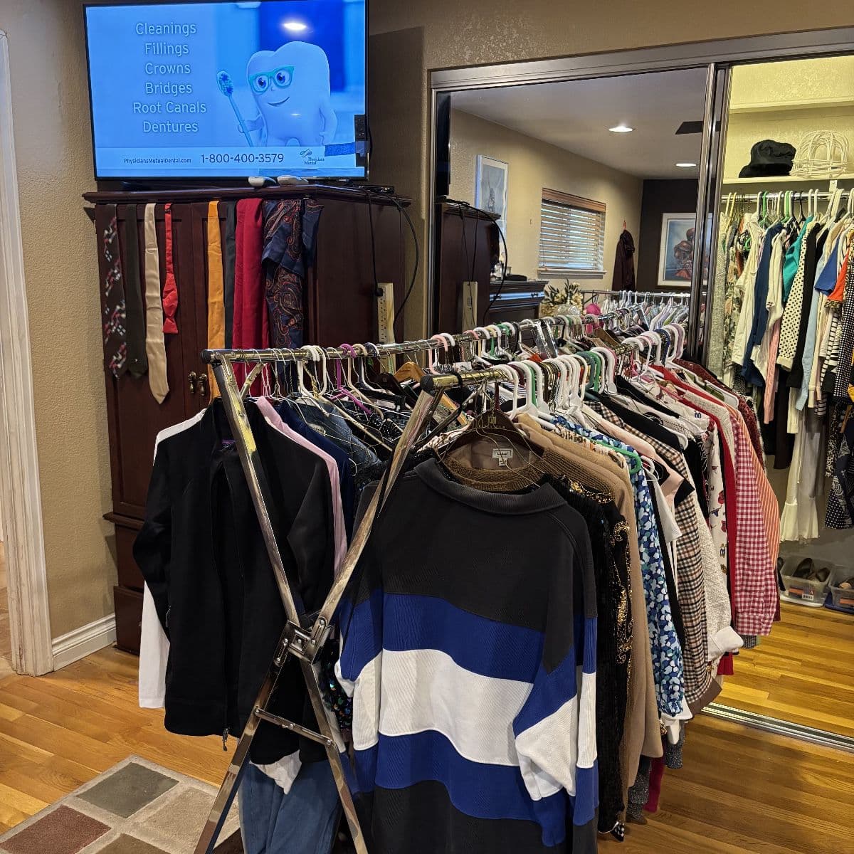 KISMET ESTATE SALES invites you to a shopper's dream! Decor, fashion and vintage galore! photo 10
