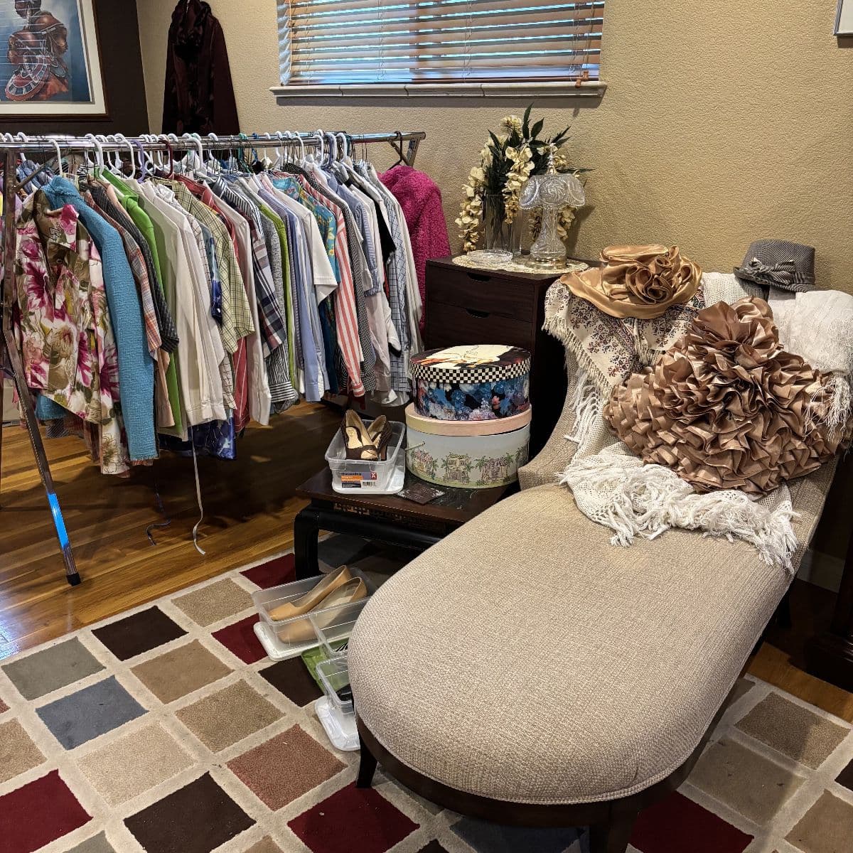 KISMET ESTATE SALES invites you to a shopper's dream! Decor, fashion and vintage galore! photo 8