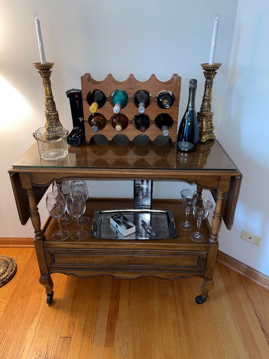 Upscale Furniture, Art, Jewelry, Clothes, Purses, and tons more! photo 1