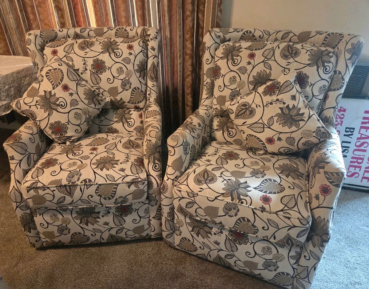 ESTATE SALE TREASURES by LISA photo 4