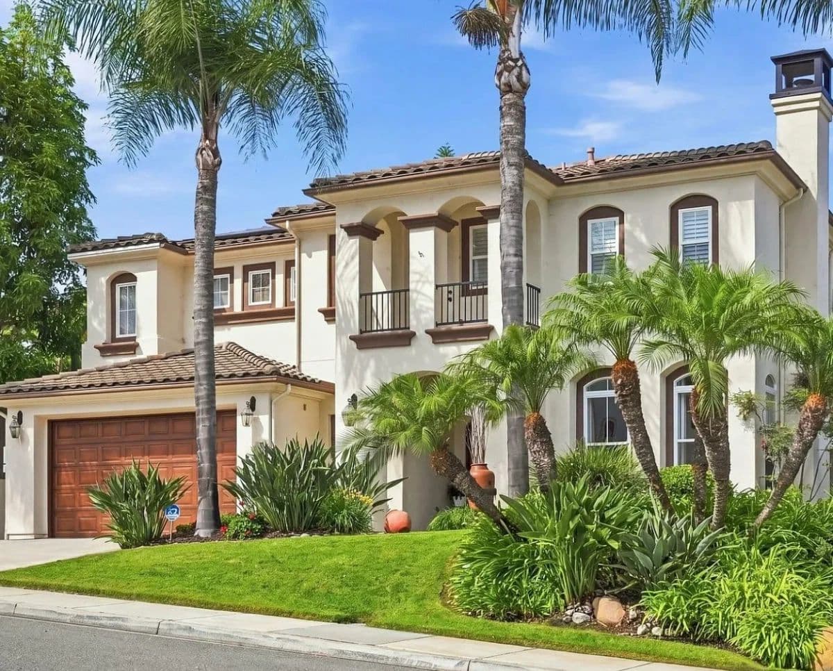 GORGEOUS CARLSBAD ESTATE ~ RANCHO CARRILLO! photo 2