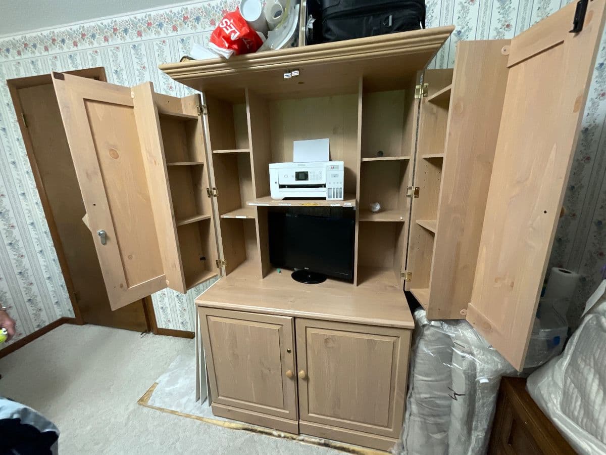 ESTATE MOVING SALE photo 3