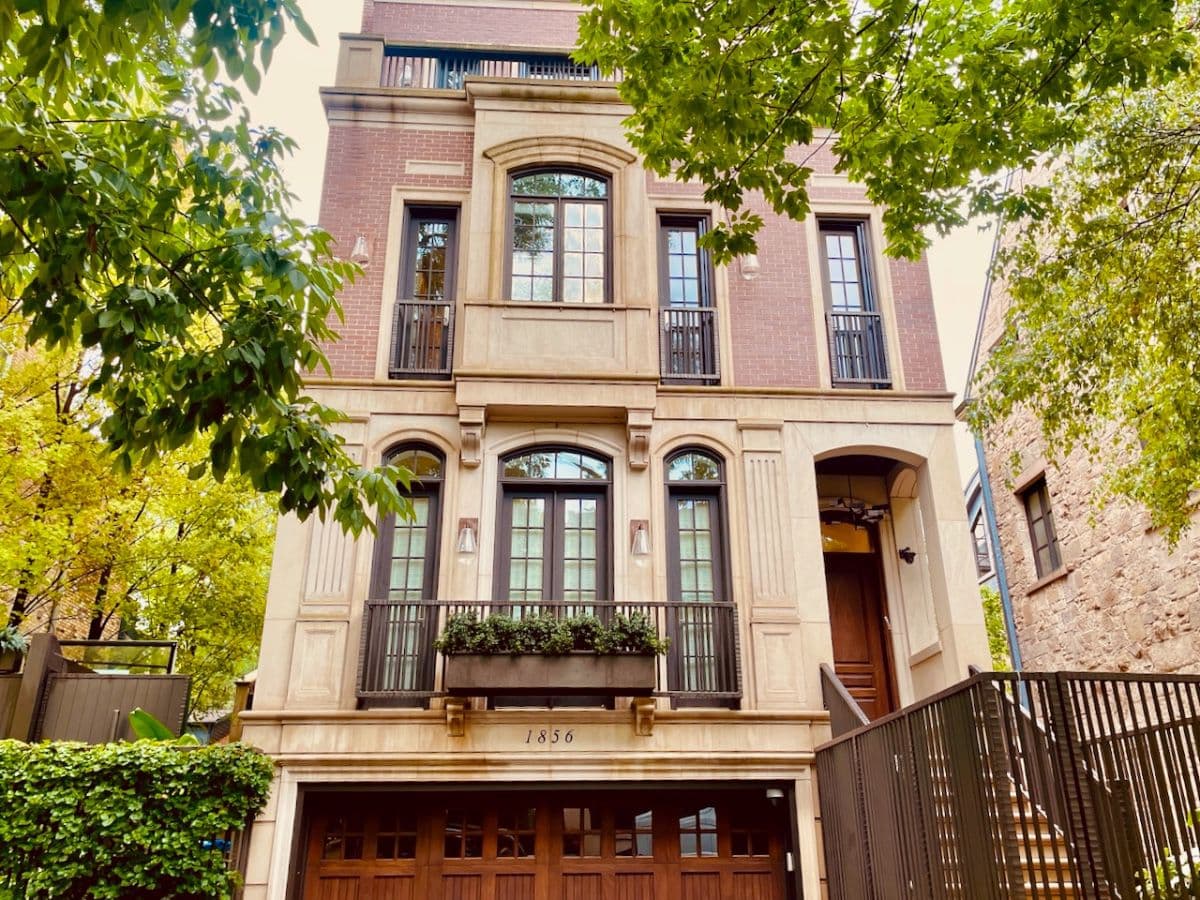 Chicago Lincoln Park Luxury Home Renovation Sale photo 1