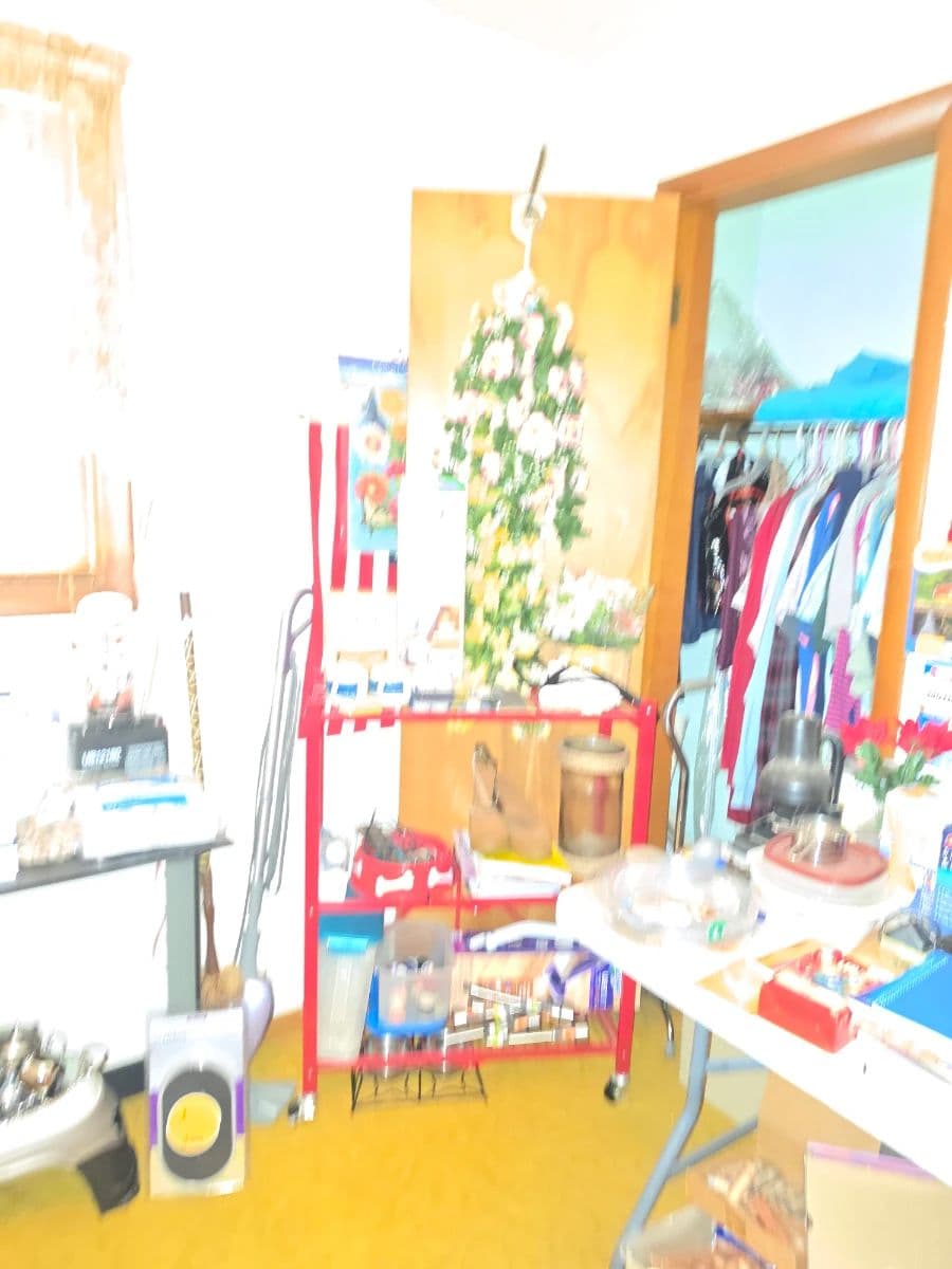 Estate sale on west 22nd st hosted by mel & tee's estate sales photo 10