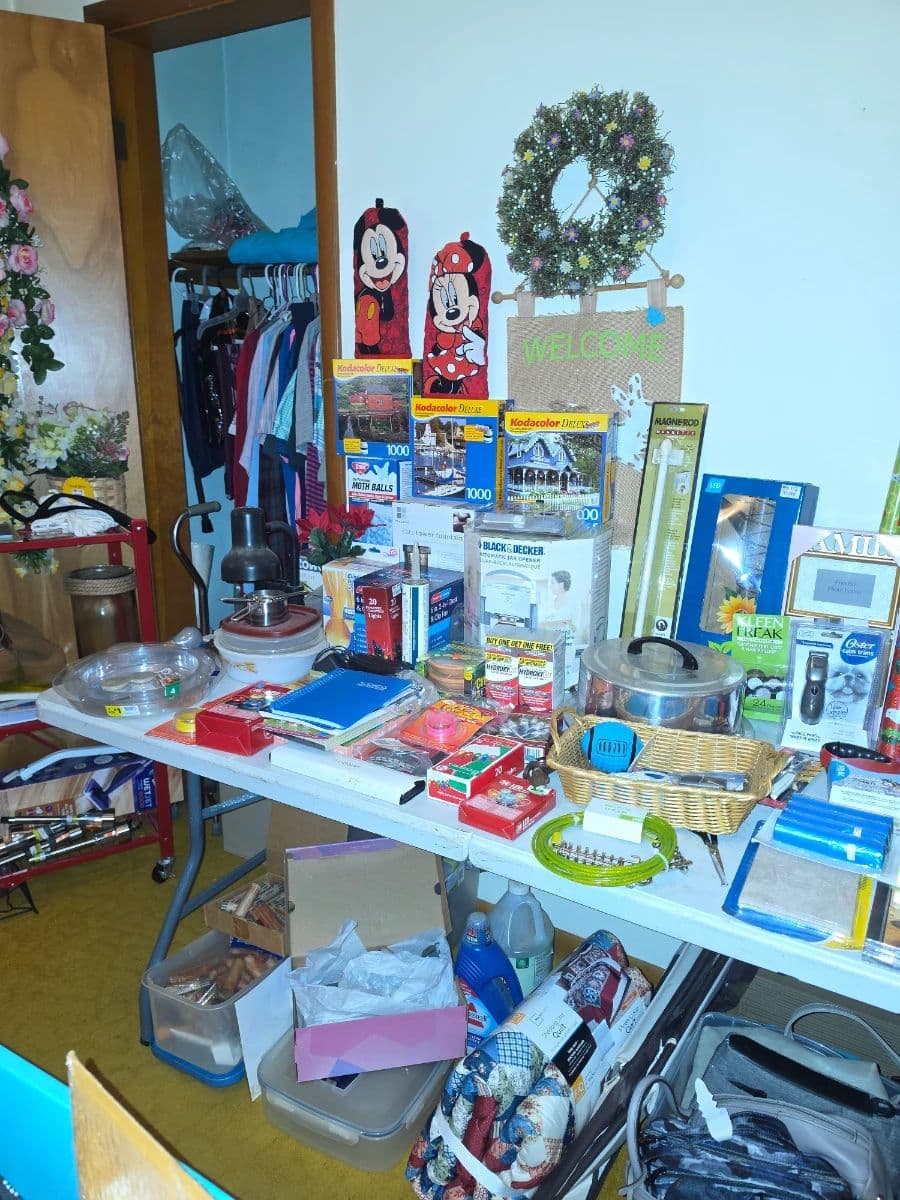 Estate sale on west 22nd st hosted by mel & tee's estate sales photo 12
