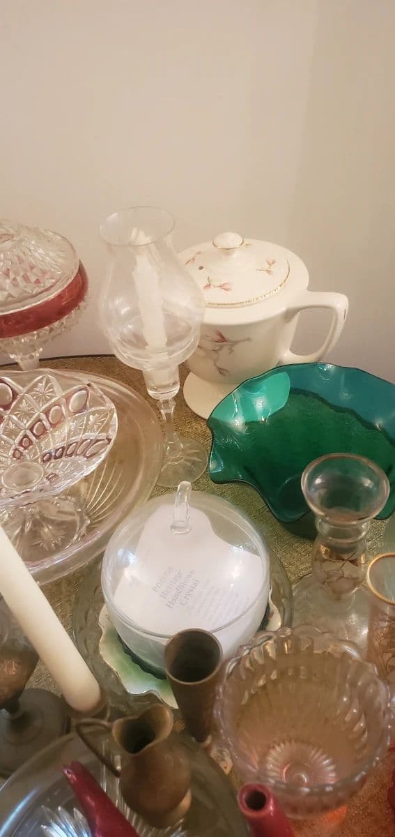 Every room is worth exploring! Beautiful Furniture, Antiques, Art, Crystal, Collectibles & tools photo 4