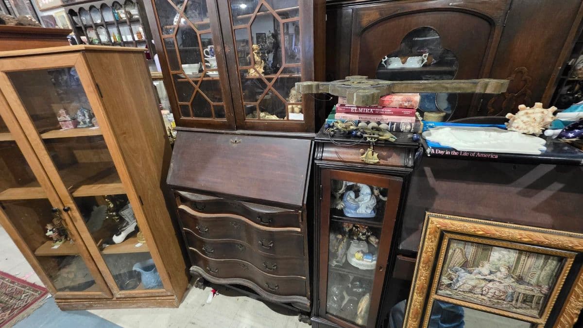 MASSIVE LIVE LIQUIDATION SALE — CASH & CARRY — EVERYTHING MUST GO! photo 2