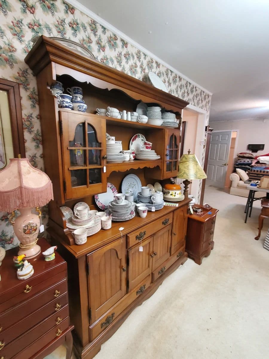 Estate of Bill and Jean Floyd photo 3