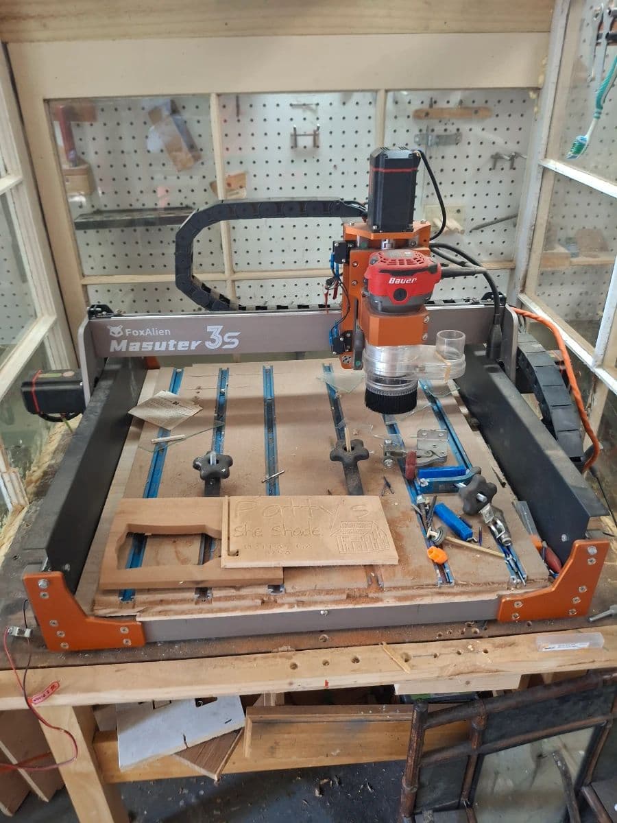 Beautiful things and lots of tools! photo 11