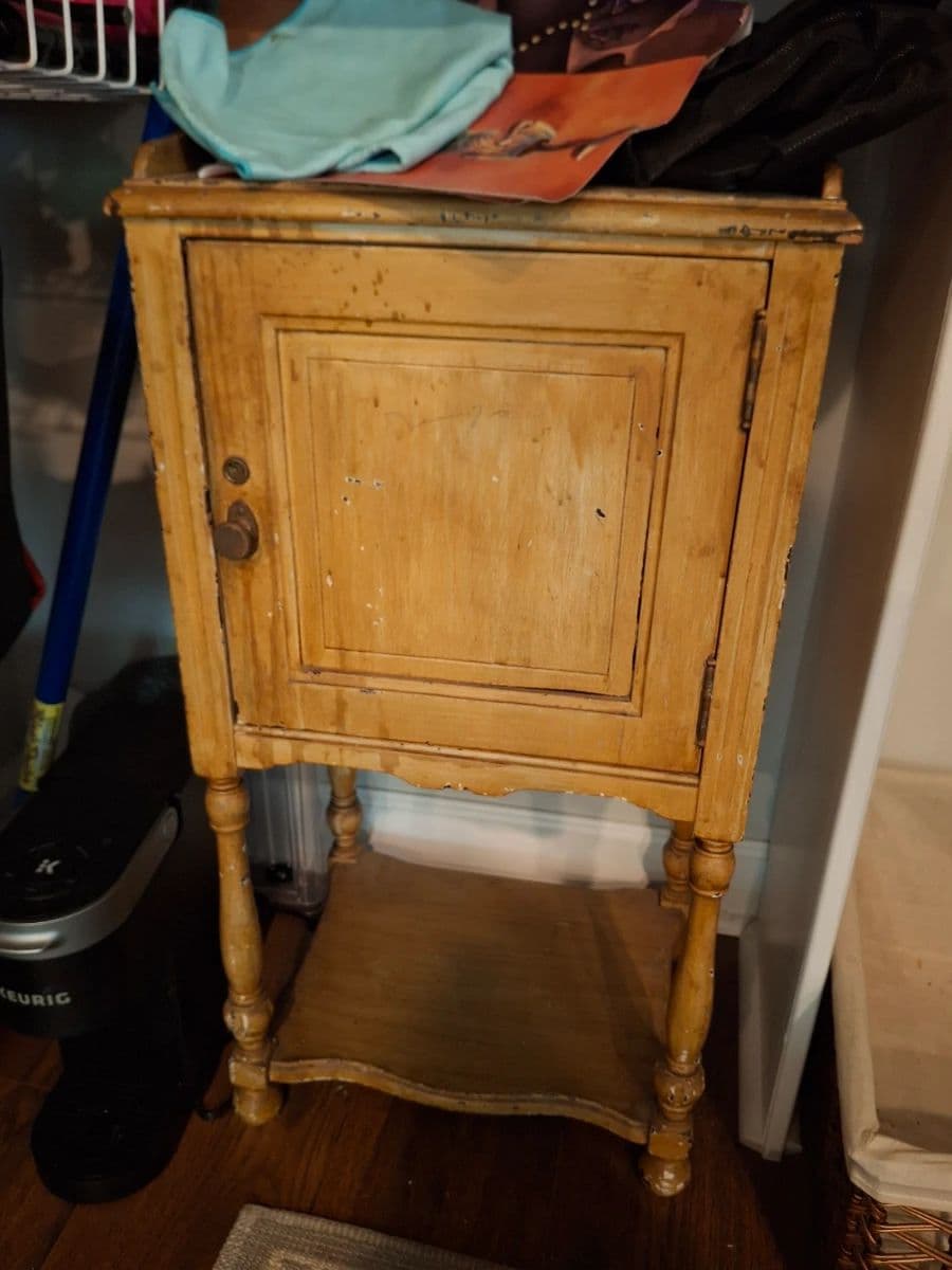 Beautiful things and lots of tools! photo 8