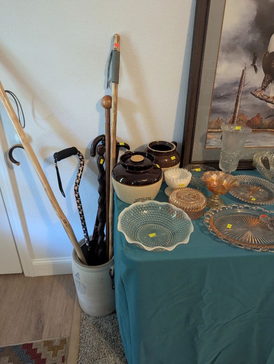 Estate Sale! Farmhouse Furniture, Vintage Xmas, Quilting, Collectibles, Kitchen, Yard Decor & More! photo 6
