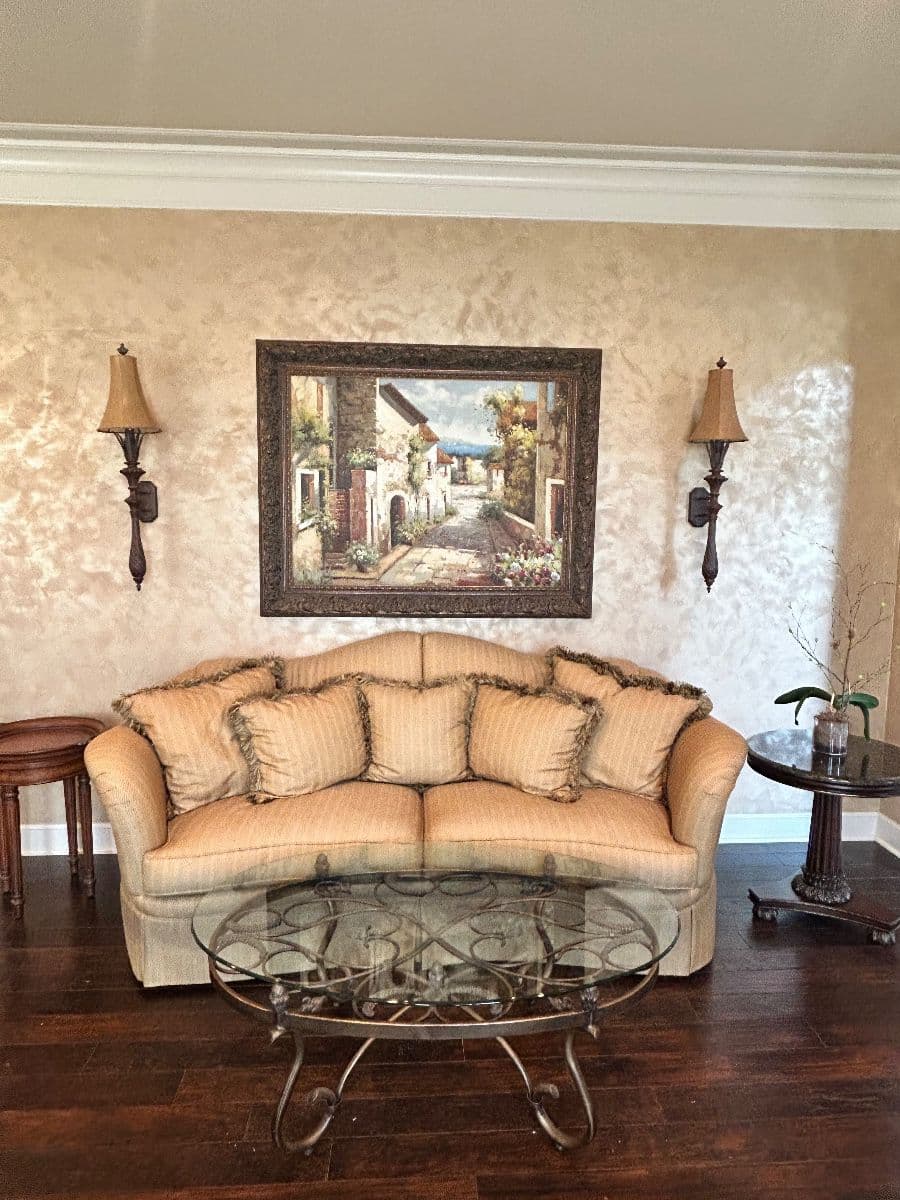 Estate Sale in Lakeridge South photo 1